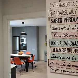 Acogedor, céntrico y amplio apartamento! Pamplona Inn 1 Pamplona