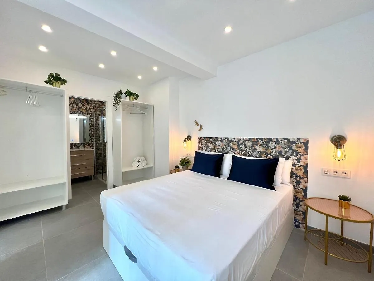 Malagueta Beach III & Terrace By Ele Apartments مالقة إسبانيا